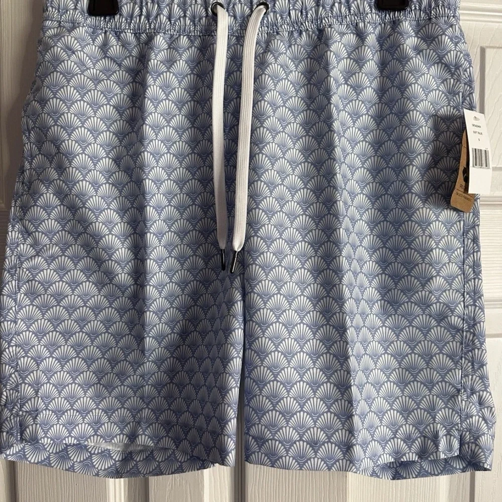 Saks Fifth Avenue men's blue swimming trunks NWT - Picture 1 of 3